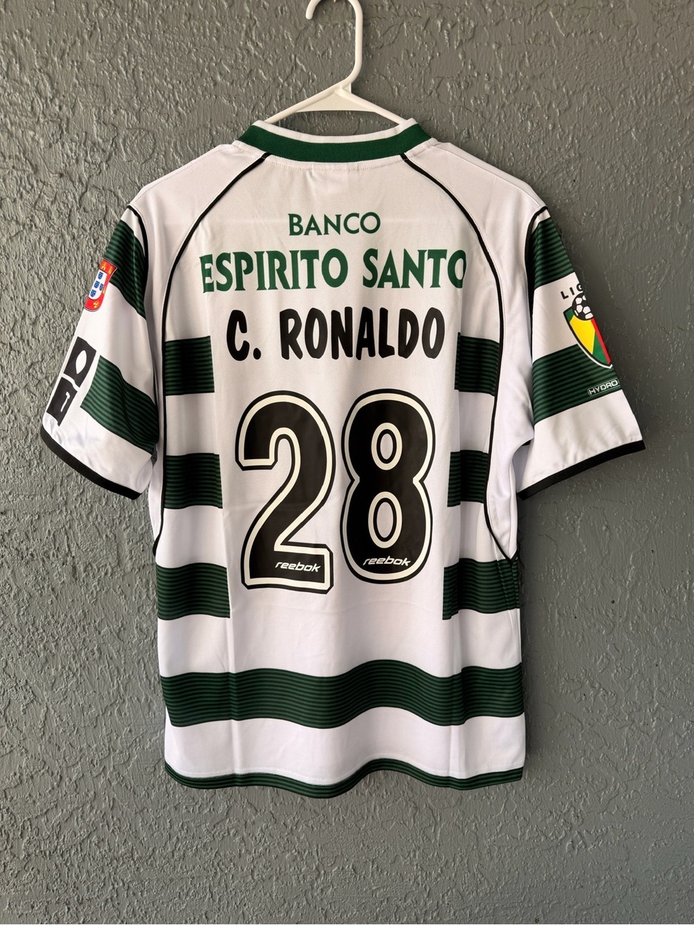 Sporting Lisbon Ronaldo 2002/03 Home Green White Retro Soccer Jersey